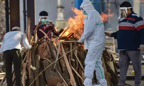 భార‌త్ క‌రోనా అప్‌డేట్‌.. పెరిగిన మ‌ర‌ణాలు