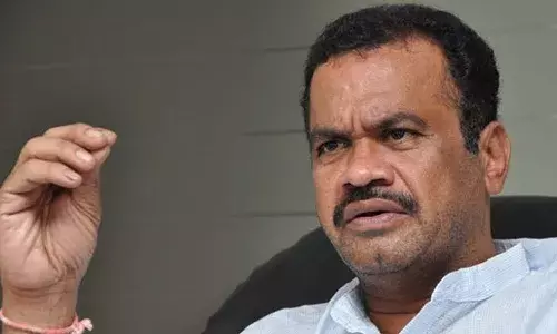 ఆ జిల్లాల మధ్య రక్తపాతం జరిగితే కేసీఆరే కారణం