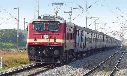 ప్రయాణికులకు అలర్ట్.. పలు రైళ్లు రద్దు.!