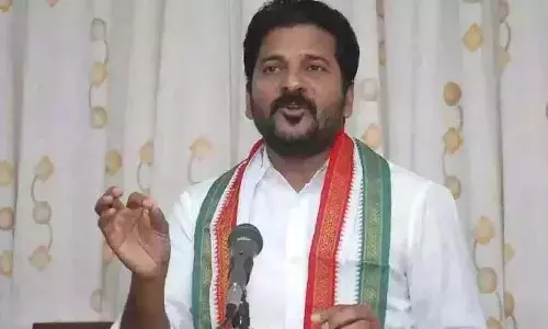 ఎన్ఎస్యూఐ నేతల అరెస్ట్.. ఖండించిన టీపీసీసీ చీఫ్ రేవంత్