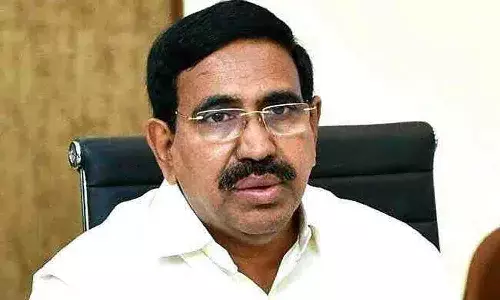 మాజీ మంత్రి నారాయణకు ఊరట