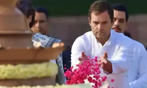 నేటి నుంచే భారత్ జోడో యాత్ర.. తండ్రి స్మారకం వద్ద నివాళులర్పించిన రాహుల్