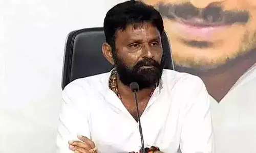 చంద్రబాబుపై నిప్పులు చెరిగిన కొడాలి నాని