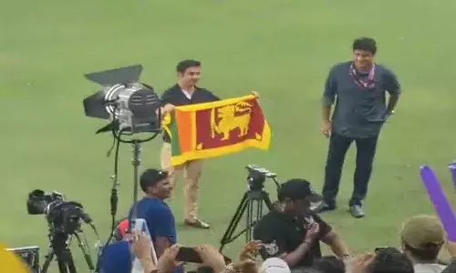 గంభీర్ చేసిన పనికి పాక్ అభిమానులు గుస్సా