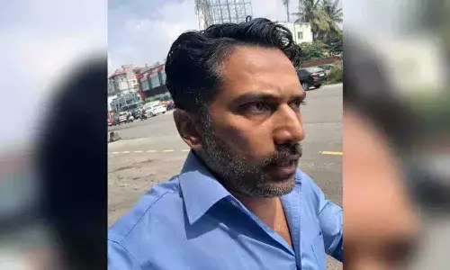 ట్రాఫిక్ జామ్ లో ఇరుక్కుపోయిన వైద్యుడు.. పరిగెత్తుకుని ఆసుపత్రికి చేరాడు