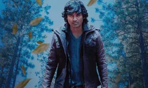 నేనే వస్తున్నా పోస్టర్ రిలీజ్..  క్లాస్లుక్లో ధనుష్
