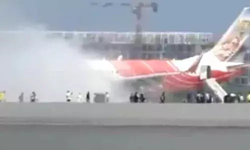 ఎయిర్ ఇండియా ఫ్లైట్లో మంటలు.. 141 మందికి తప్పిన ప్రమాదం