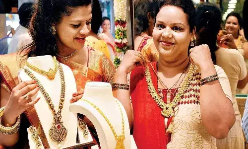 వ‌రుస‌గా రెండో రోజు త‌గ్గిన ప‌సిడి ధ‌ర‌లు