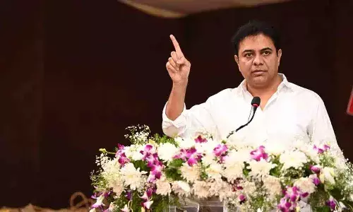 తెలంగాణలో అశాంతిని సృష్టించేందుకు కుట్ర : మంత్రి కేటీఆర్