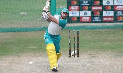 భారత్ వర్సెస్ ఆస్ట్రేలియా: లెఫ్ట్ హ్యాండ్ బ్యాటింగ్ ప్రాక్టీస్ చేసిన మ్యాక్స్ వెల్