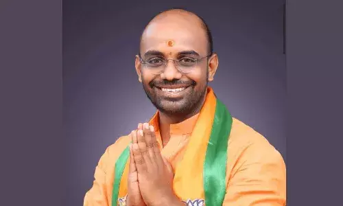 ఎంబీబీఎస్‌ సీటు ఇప్పిస్తానని లక్షల్లో మోసం.. బీజేపీ నాయకుడు అరెస్ట్‌