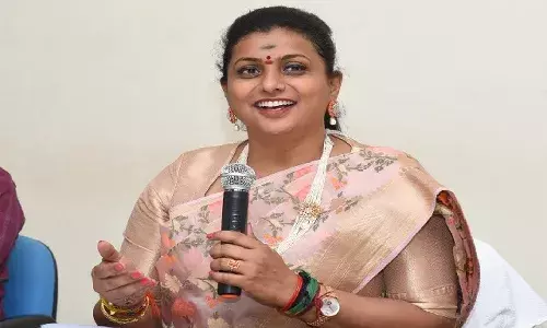 కుప్పంలా లేదు.. పులివెందుల లా ఉంది : రోజా