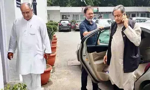 కాంగ్రెస్ అధ్యక్ష ఎన్నిక : 30న నామినేషన్ దాఖలు చేయనున్న శశి థరూర్