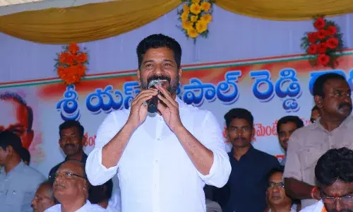 మెట్రో రైల్ కు జైపాల్ రెడ్డి పేరు పెట్టాలి: రేవంత్ రెడ్డి