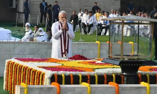 నేడు మహాత్మా గాంధీ, లాల్ బహదూర్ జయంతి.. నివాళులర్పించిన ప్రధాని మోదీ