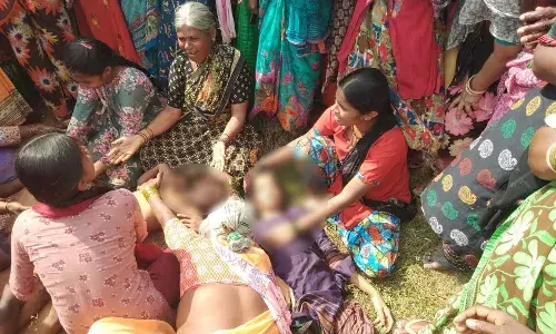 విషాదం : ఈత‌కు వెళ్లి న‌లుగురు చిన్నారులు మృతి