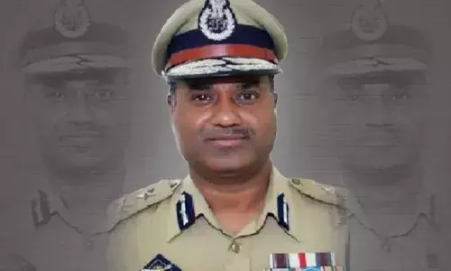 అతి కిరాతకంగా జమ్మూకశ్మీర్ జైళ్ల శాఖ డీజీపీ హత్య