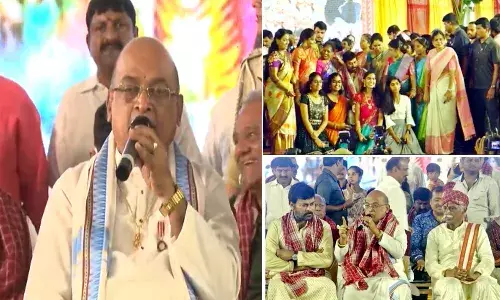 చిరంజీవి గారు మీరు సెల్ఫీలు ఆపితే నా ప్రసంగం మొదలెడతా.. : గరికపాటి నరసింహరావు