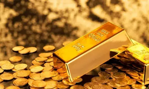 బంగారం కొనుగోలుదారుల‌కు శుభ‌వార్త‌