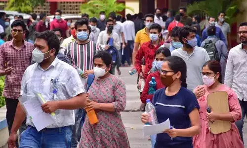 గ్రూప్-1 ప్రిలిమినరీ ఎగ్జామ్ : అభ్యర్థులు 2 గంటల ముందుగానే పరీక్షా కేంద్రానికి చేరుకోవాలి