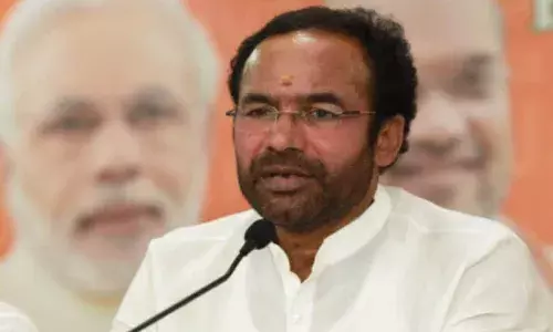 కేంద్ర మంత్రి కిషన్ రెడ్డి కాలికి గాయం