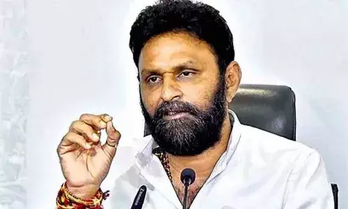 తండ్రిని చంపిన వారితో షోలా?.. అన్స్టాపబుల్-2 షోపై కొడాలి నాని హాట్ కామెంట్స్