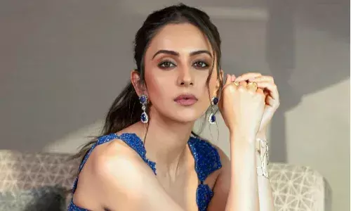 నా పెళ్లి గురించి నాకు కూడా చెప్పాలి గదా తమ్ముడూ..! : రకుల్ ప్రీత్ సింగ్