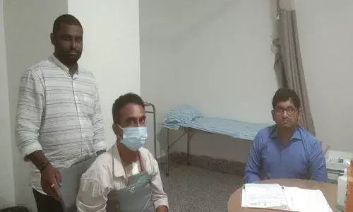 గుండెకు రక్త ప్రసారం లేని స్థితిలో.. వ్యక్తి ప్రాణాలను కాపాడిన ఎస్ఎల్జి వైద్యులు