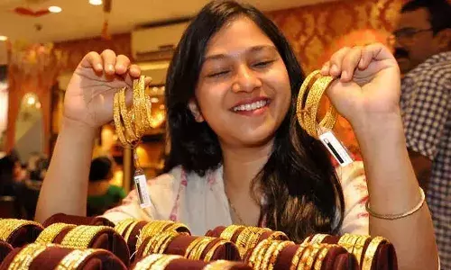 ప‌సిడి కొనుగోలుదారుల‌కు షాక్‌