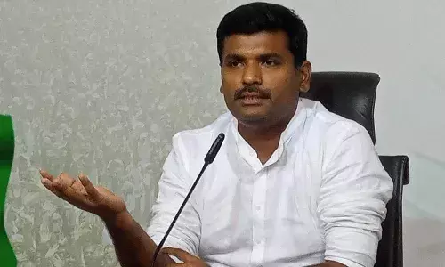 మాపై దాడి చేస్తే.. ఆయనను పరామర్శించడం విడ్డూరంగా ఉంది