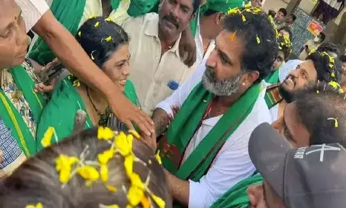అమరావతి రైతుల యాత్రలో కనిపించిన ఆ హీరో