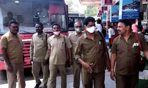 తెలంగాణ ఆర్టీసీ ఉద్యోగులకు శుభవార్త.. పీఆర్సీ అమలుకు సీఎం పచ్చజెండా