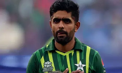 కెప్టెన్సీ చేతకాకపోతే విడిచిపెట్టు: బాబర్ కు హెచ్చరిక