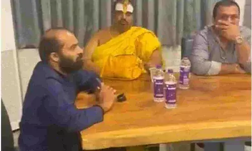 పోలీసుల అదుపులో మొయినాబాద్ ఫామ్ హౌస్ కేసు నిందితులు