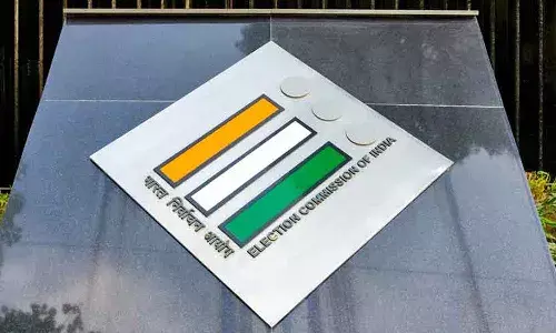 నగదు బదిలీపై రాజగోపాల్రెడ్డికి ఈసీ నోటీసులు