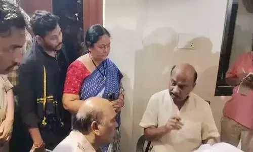 టీడీపీ నేత అయ్యన్నపాత్రుడు అరెస్ట్.. భగ్గుమంటున్న శ్రేణులు