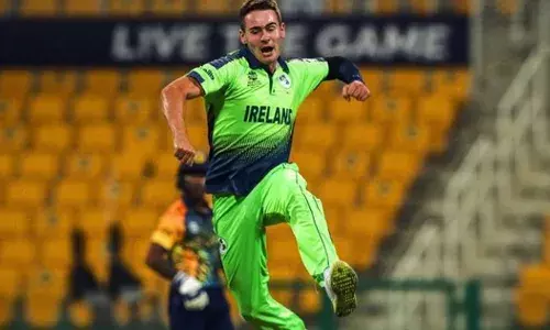 ఐర్లాండ్ బౌలర్ జోషువా లిటిల్ హ్యాట్రిక్.. వీడియో