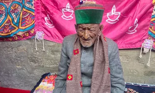 స్వతంత్ర భారతదేశపు తొలి ఓటరు శ్యామ్ శరణ్ నేగి కన్నుమూత