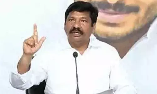 పవన్ క‌ళ్యాణ్‌పై మంత్రి జోగి రమేష్ ఫైర్‌