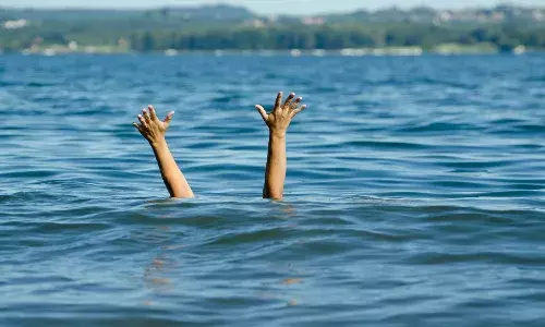 మేడ్చల్ జిల్లాలో విషాదం.. ఈత‌కు వెళ్లి ఆరుగురు మృతి