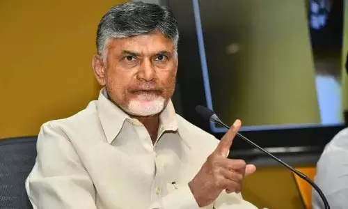 నందిగామ చంద్రబాబు పర్యటనలో రాళ్ల దాడిపై పోలీసులకు ఫిర్యాదు