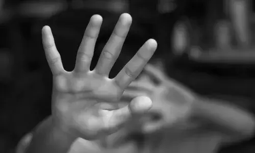 13 ఏళ్ల బాలికపై సామూహిక అత్యాచారం.. ఆపై ప్రైవేట్ భాగాలను కత్తిరించి..