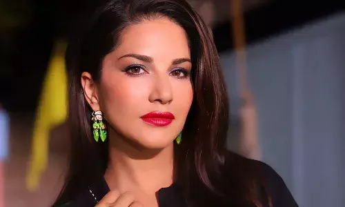 ఆ కేసు కొట్టేయండి.. హైకోర్టును ఆశ్ర‌యించిన స‌న్నీలియోన్‌