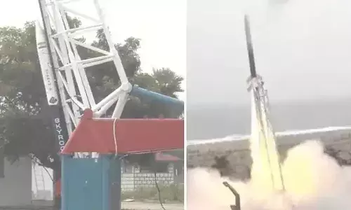 నింగిలోకి దూసుకెళ్లిన భారత తొలి ప్రైవేట్ రాకెట్