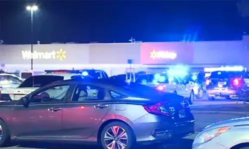 వాల్‌మార్ట్ స్టోర్‌లో కాల్పులు.. 14 మంది మృతి