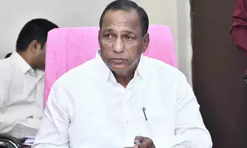 ఐటీ దాడులు.. మల్లా రెడ్డి గ్రూప్ రిటర్న్స్లో తేడాలు.. రూ.4 కోట్ల నగదు స్వాధీనం