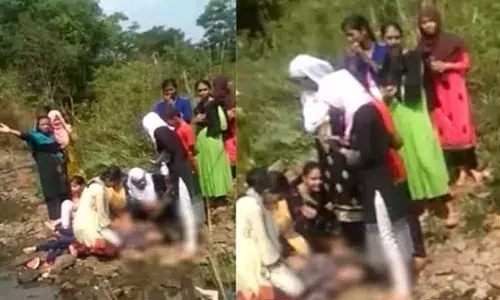 సెల్ఫీ విషాదం.. వాటర్‌ ఫాల్స్‌లో జారిపడి నలుగురు యువతులు మృతి