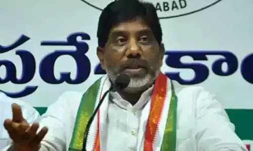 రాజ్యాంగాన్ని మార్చాలని భావిస్తున్న బీజేపీ, టీఆర్ఎస్ పాలకుల కుట్రను తిప్పికొట్టాలి