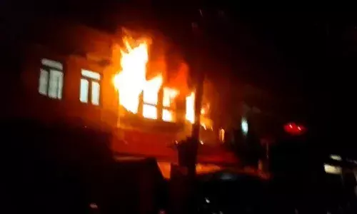 ఫ‌ర్నీచ‌ర్ షాపులో అగ్నిప్ర‌మాదం.. ఆరుగురు స‌జీవ‌ద‌హ‌నం.. రూ.2ల‌క్ష‌ల ఎక్స్‌గ్రేషియా