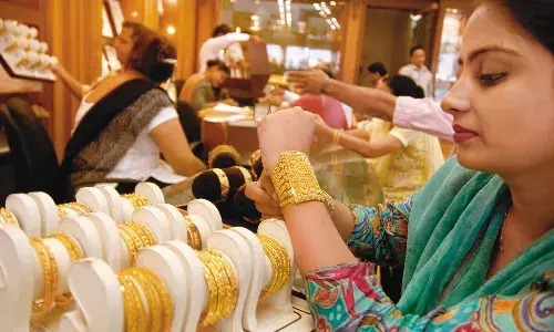 వ‌రుస‌గా రెండో రోజు పెరిగిన బంగారం ధ‌ర.. ఎంతంటే..?